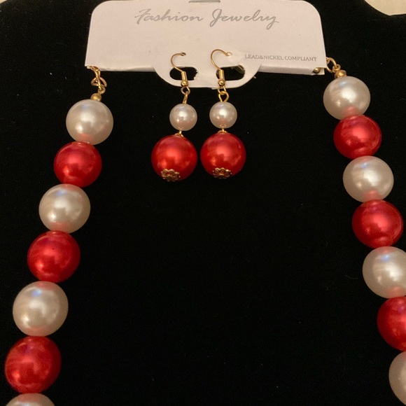 Necklace set - Picture 2 of 3